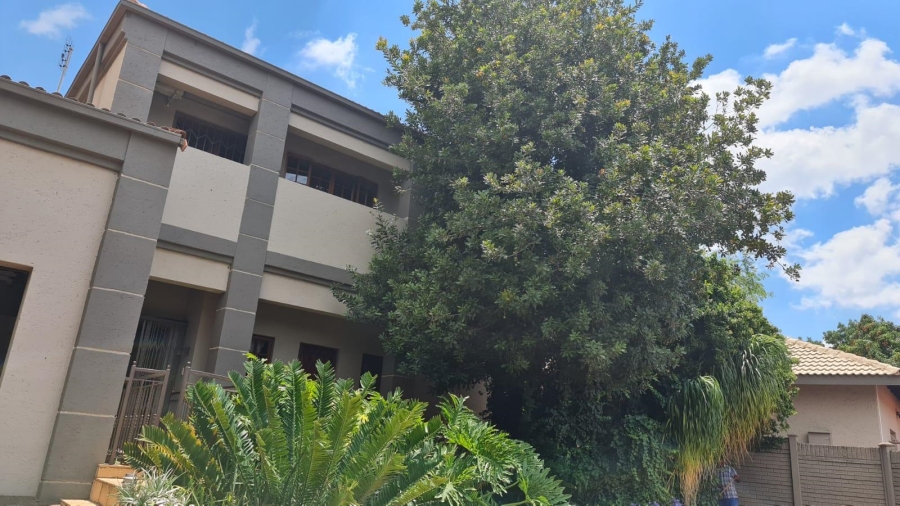 3 Bedroom Property for Sale in Safari Gardens North West